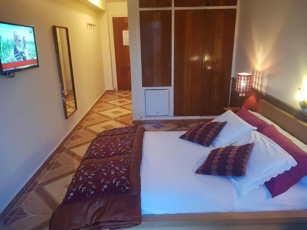 Hotel El Hayat Batna Exteriér fotografie